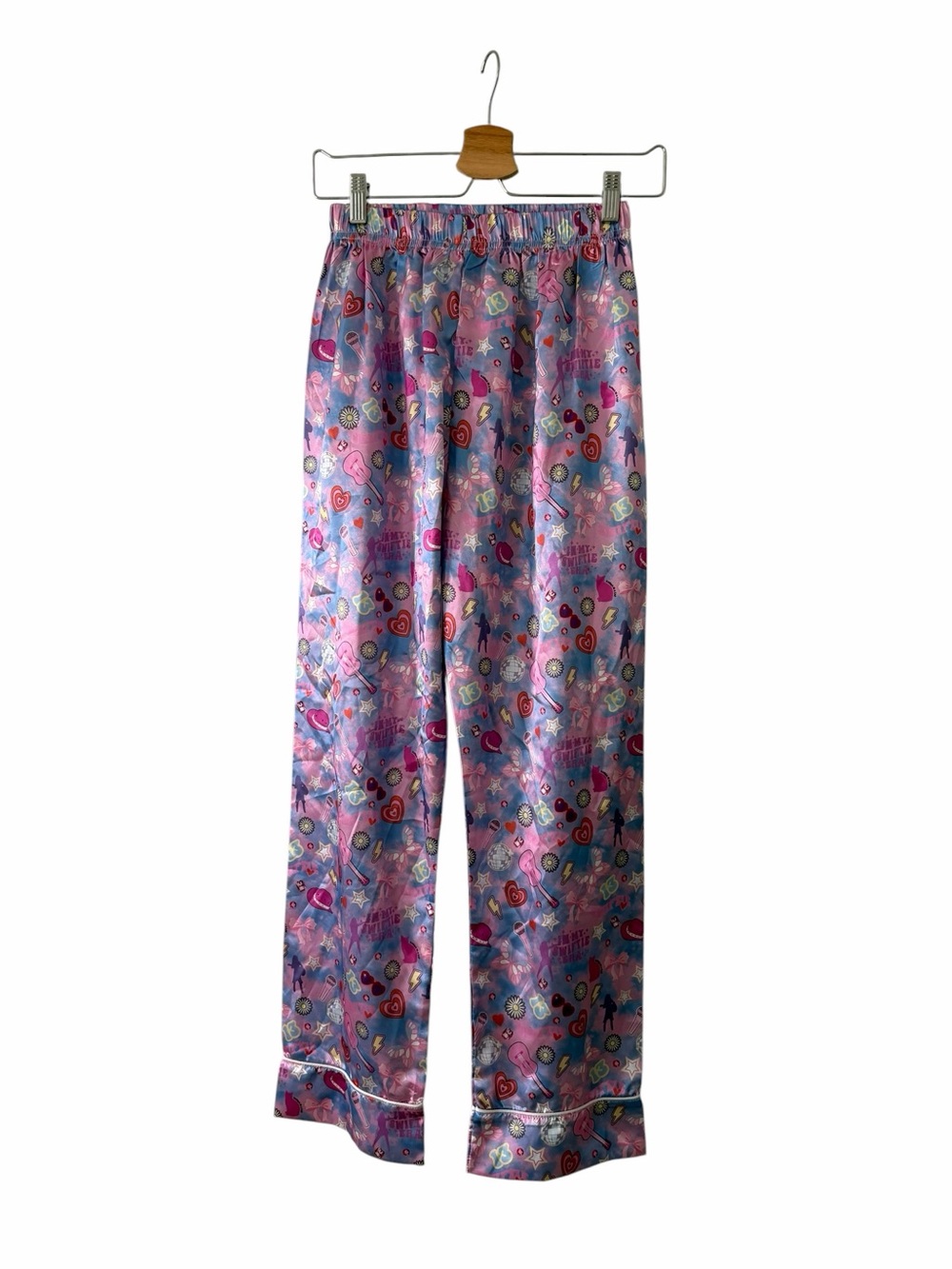 Lola & the Boys Swiftie Lovers Silky Pajama Set - Picture 5 of 7